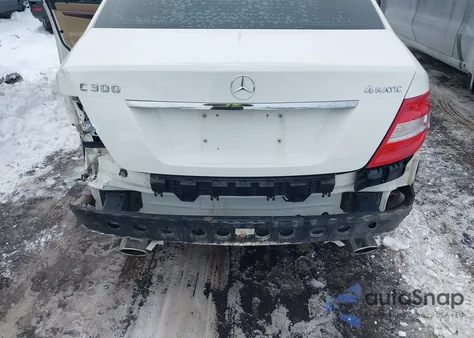 2008 Mercedes-Benz C 300 Luxury 4Matic/Sport 4Matic from USA, damaged, VIN WDDGF81X08F136456